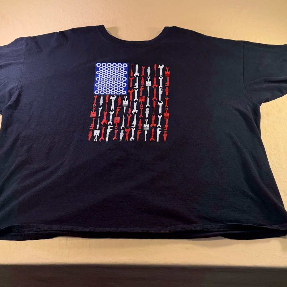 Stomach racing hardware flag T-shirt, size 3X crewneck short sleeve